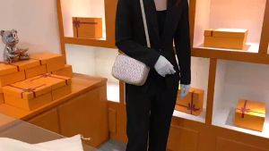 BJ64948 - BEIGE/BROWN/KHAKI - TAS SLEMPANG MOTIF WANITA FASHION KOREA CHINA IMPORT MODIS ELEGAN TERMURAH TERLARIS TERBARU BAGSTORE JAKARTA TAS BATAM ZC4948 GT1990 JT5032 LT2274