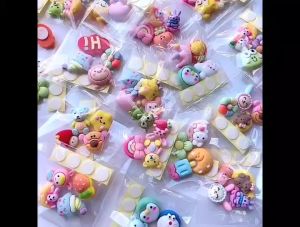 ALENADAY - Stiker 3D Timbul Karakter Lucu Hiasan Botol Minum Hp Dinding Kamar Tidur 5 Pcs STC06