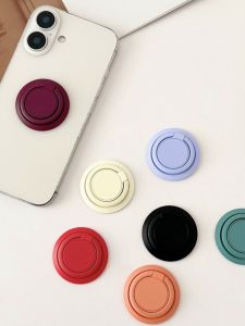 Universal round Rotating Ring Stand Magnetic PC plus Metal Desktop Sticky Hook Phone Holder for Men And Women Lazy Person