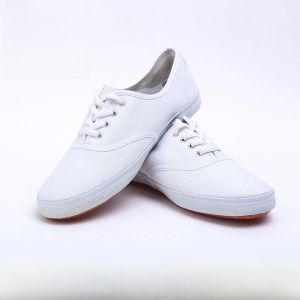 Shandong LuTai White Tennis Shoes Durable Soft Bottom Laced Work Shoes Wear-Resistant Canvas Shoes for Youth And Middle-Aged
