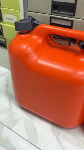 แกลลอนน้ำมัน ถังน้ำมัน สีส้ม ขนาด 5-10-15 ลิตร เหมาะสำหรับ น้ำมันเบนซิน แกลลอน ช่วยเก็บกลิ่นน้ำมัน แกลลอนสำรอง ถังน้ำมันเชื้อเพลิง( เติมได้ทั้ง เบนซิน / ดีเซล )
