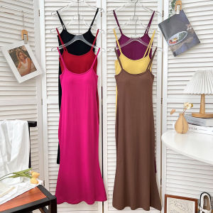 ชุดเดรสยาวปานกลางสไตล์สาวฮอตพร้อมแผ่นเสริมหน้าอก สไตล์สายเดี่ยว แขนกุด ผ้าฝ้ายผสมสำหรับใส่ไปทำงานในฤดูร้อน