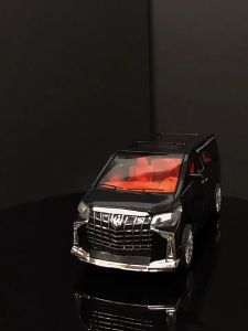 Terbang Alphard 1:18 Mobil bisnis Polisi Lintas Negara Mobil Mainan Anak-anak Dapat Membuka Pintu