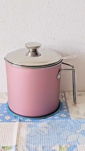 หม้อกรองน้ำมัน ที่กรองน้ำมัน ถ้วยกรองน้ำมัน (สแตนเลสเกรด 304 หนา) (ปริมาตร 1.2L/1.3L) ขนาดปาก 12 ซม.(ตราTK)