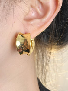 Fashionable Minimalist Geometric High-End Earrings Alloy/Silver Plated/Gold Plated Ear Studs for Women