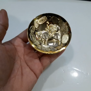 Chén sake Nhật mạ vàng 24k Thần Daikokuten cưỡi trâu vàng may mắn decor trưng bày sưu tầm Second Hand