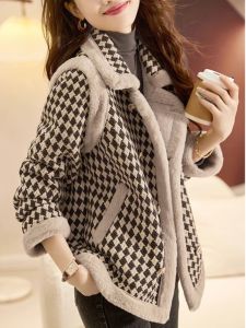 WANGGONGZHU | Elegant Plaid Cotton Jacket Womens Autumn Winter Fashionable Fur Leather Integrated Princess Style Long Sleeve Polo Collar