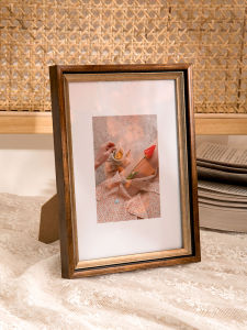 Luxury Retro Romantic French Style Photo Frame Stand