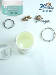 Gold Silver Cleaner 200ML Liquid Jewelry Cleaner For Rings Earrings Watch Diamond Maintenance Polishing Liquid Anti-Tarnish jewelry cleaner for gold silver cleaner liquid Panlinis Ng Silver