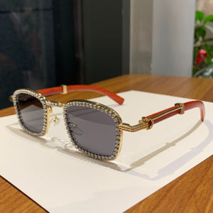 New Small Box Exquisite Diamond Inlaid Sunglasses Vintage Personalized Sunglasses Wood Grain Sunglasses Leg Sunglasses 98106-1