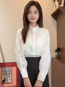 French Style Fancy Stringy Selvedge Stand Collar Shirt Female 2024 Autumn Niche Design Puff Sleeves Fashion Versatile Top