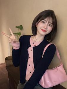 Áo Len Cardigan Dệt Kim Mềm Mại Màu Tương Phản Phong Cách Hàn Quốc Dáng Rộng Cho Nữ Mùa Thu Đầu Tiên Áo Khoác Ngoài Giả Hai Mảnh