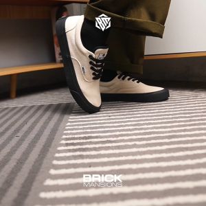 Brick Mansions - Athena Off White Black Sepatu Sneakers Casual Pria & Wanita