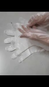BAO TAY SỬ DỤNG 1 LẦN BẰNG NHỰA TỰ HỦY HỘP 100 CÁI với nhựa tự hủy bảo vệ môi trường STAHAUS găng tay vệ sinh dùng một lần đảm bảo vệ sinh làm bếp nấu ăn ăn hải sản bán quán ăn nhà hàng LOTA SHOP