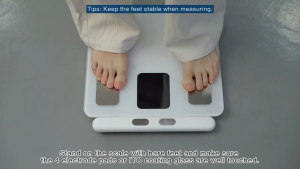 CAMRY 8 Electrode Body Fat Scale Body Scale หน้าจอสีขนาดใหญ่ การตรวจวัดอัตราการเต้นของหัวใจ การวัดแบบแบ่งส่วนลำตัวความถี่คู่ เครื่องชั่งน้ำหนัก