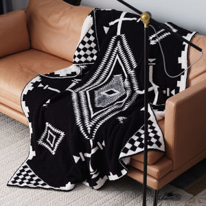 Winter Thicken Thermal Cover Blanket Nap Wool Blanket Scandinavian Geometric Minimalist Decorative Blanket Black and White Indian New Arrival