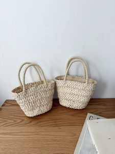 Handcrafted Corn Husk Basket Bag Summer New Style Cute Womens Handbag Beach Carryall Wicker Basket Casual Simple Bucket Shape