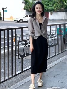 Summer Casual Suit for Women Loose Fit UV Protection Black Long Sleeve Shirt Slim Fit Mid Length Dress Two-Piece Set