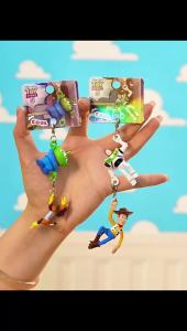 Herocross | Toy Story Buzz Lightyear Móc Khóa Nhân Vật Hoạt Hình Dễ Thương Ba Lô Ví Trang Trí Xe Hơi ACG Mặt Dây Chuyền Quà Tặng Cho Mọi Lứa Tuổi