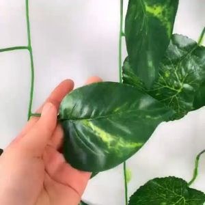 Daun Rambat Palsu Gantung: Ivy Tanaman Palsu Dekorasi