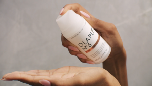 Olaplex No. 6 Bond Smoother Leave-In Styling Hair Cream Treatment Smooths Conditions & Strengthens 100 ml