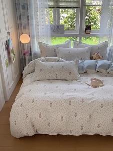 MiiOW | Bộ Đồ Giường Bằng Cotton cho Ký Túc Xá 4 Món