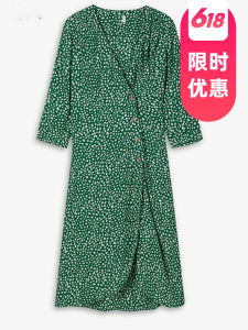 ชุดเดรสสีเขียวลายจุดสไตล์วินเทจฝรั่งเศส คอวี ทรงเอเข้ารูป แขนยาว ความยาวปานกลาง เดรสผู้หญิงแฟชั่นฤดูใบไม้ร่วง