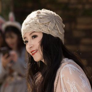 Womens Elegant Retro Large Flower Mohair Handmade Knitted Hat Closed Toe Woolen Cap Womens Warm Hat