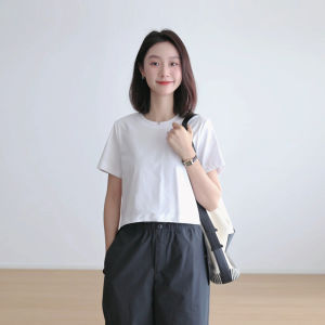 เสื้อยืดคอกลมแขนสั้นทรงหลวมสไตล์ลำลองสำหรับผู้หญิงในช่วงฤดูใบไม้ผลิและฤดูร้อน เสื้อคลุมกันหนาวสีพื้นแบบเข้ารูปเอวสูง