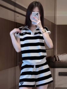 Korean Style Casual Stripe Short Pants Set Womens Summer New Fashion Comfortable Short Sleeve Hot Pants Two Piece Set