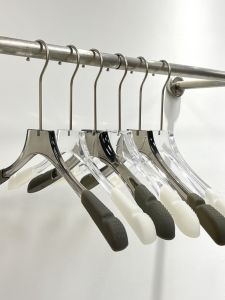 Anti-Slip Adult Plastic Acrylic Coat Hangers with Pants Clips Transparent Color Clothing Store Special Smooth Surface Hangers