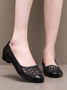 Giày Sandal Nữ Mùa Hè Mới Đa Năng Giày Dây Thắt Lưng Cổ Đi Ngoài Trời Có Lỗ Thoáng Khí Chống Trượt Chống Hôi Giày Cao Gót Trung Bình