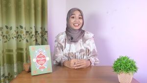Buku Religi Kumpulan Doa Dan Surah / Majmu Syarif Qolbu / Majmu Syarif Khusus Muslimah Edisi Terbaru / PT KAWAH MEDIA PUSTAKA KMP - WQ