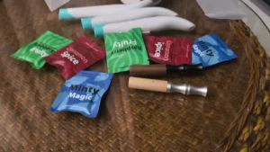 Natural Walnut Wood Quit Smoking Stick Nicotine-Free Inhaler with Essential Oil Capsules for Anxiety Relief & Aromatherapy