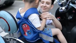 Đai xe máy cho bé - Đai đi xe máy xe đạp điện giữ an toàn cho bé