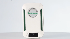 Save 80% on electricity bills - All-Purpose Power Saver Box 28KW with Malaysian plug. Energy-saving device suitable for homes schools dormitories factories and hotels for smart power saving.