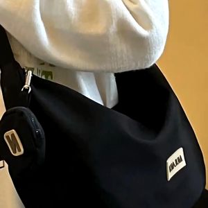 Nylon waterproof canvas bag fashionable and trendy bag spring and summer forest style artistic dumpling bag college student class single shoulder crossbody bag