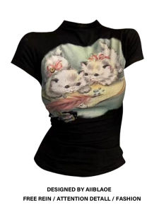 เสื้อยืดคอกลมแขนสั้นพิมพ์ลายแมวสไตล์อเมริกันไซส์ใหญ่สำหรับผู้หญิง ทรงเข้ารูป แฟชั่นฤดูร้อน เสื้อชั้นในสุดสวย แขนสั้น ทรงเข้ารูป