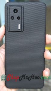 Dán Skin Mặt Sau Lưng Full Viền Redmi K60E (Carbon Hình Hộp Nhám Vân Da Nhôm Xước)