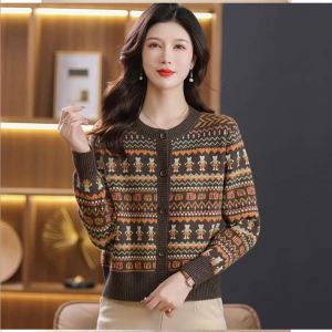 Womens Woolen Sweater in Erdos City Soft Glutinous Retro Plaid Jacquard Cardigan Outwear O-neck Short Wool Tops