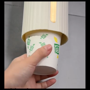 จัดส่งด่วน24ชม.  ติดผนัง  ที่วางแก้วน้ำอัต  ที่วางแก้วถ้วยพลาสติกหลุม ที่เก็บกระดาษที่วางแก้ว  ใช้ได้กับห้องนั่งเล่น ออฟฟิศ  เครื่องชงกาแฟ Wall-Mounted Cup Holder