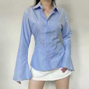 Kemeja Atasan Wanita Korean Style - Kemeja Wanita Kekinian - Kemeja Stripe Slim Fit Body