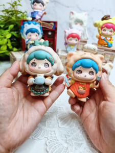 [Ready Stock] 10 PCS baobao Hug Hug Cute Power Studio Series Figurine Blind Box