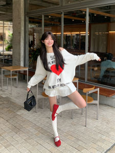 เสื้อสเวตเตอร์คอกลมแขนยาวทรงหลวมสไตล์อเมริกันสำหรับผู้หญิง ทรงหลวม แขนยาว ปกโปโล แฟชั่นฤดูใบไม้ร่วง แขนยาว ปกโปโล