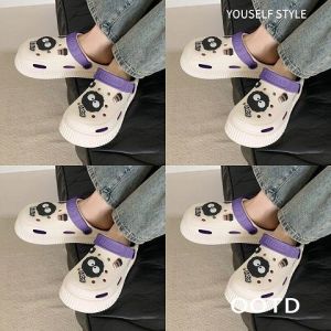 Zishop  ห้ามพลาด รองเท้าเเฟชั่นเกาหลี ดีไซน์สวยดูดีมีสไตล์ ห้ามพลาดเลยรุ่นนี้ มีรูระบายอากาศได้ดี พื้นนิ่มราคาถูก กดสั่งในตระกร้าได้เลยคุ้มมาก