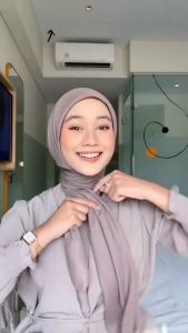 KERUDUNG SEGI EMPAT PARIS PREMIUM | JILBAB SEGI EMPAT PARIS PREMIUM ANTI LETOY
