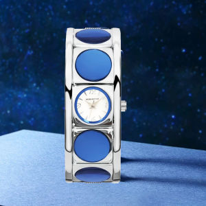 Elegant Open Bracelet Watch Womens Silver Blue Artistic High Aesthetic Value Fashionable Quartz Movement round Dial Wristwatch