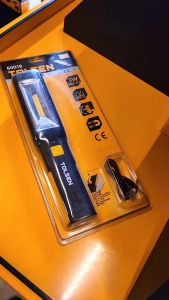 Tolsen Lithium Ion Rechargeable Work light w/ Magnet (300 Lumens) 60018