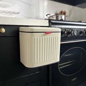 Thùng Rác Nhà Bếp Bằng Thép Không Gỉ Vintage Cream Màu Treo Lên Trên Đậy Nắp Thùng Đựng Rác Nhà Bếp Dùng Cho Gia Đình