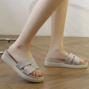 Gomei Ladies Flat Sandals Summer Fashion Casual Thick Bottom Beach Flashing Comfortable Breathable Slip-On Womens Shoes